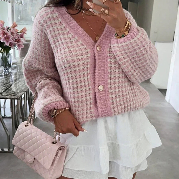 Fall Stylish Women's Plaid Printed V-Neck Button Long sleeved Cardigan - Picture 3 of 4